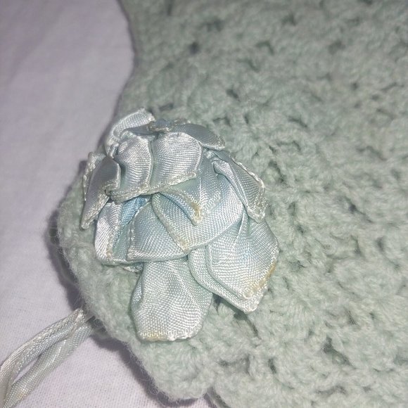 Antique Handknit Baby Hat Blue Satin Ribbon Bows Tie Newborn Small Scalloped - Picture 8 of 10